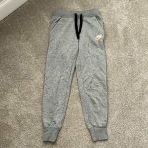 nike sweats rose gold XS